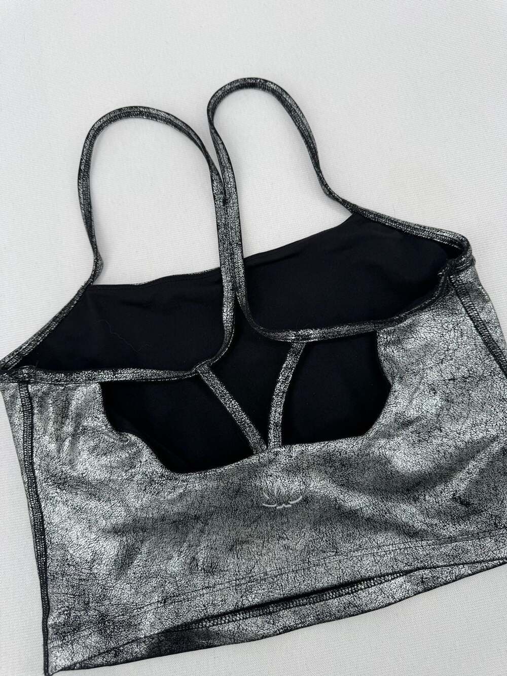 Beyond Yoga Sports Bra Size S Silver Metallic Cropped Active Tank